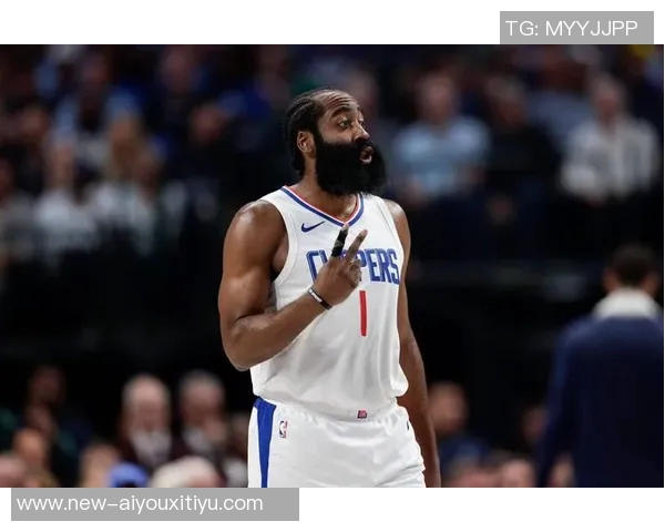 哈登生涯第四次单场十记三分创历史却仍落后库里二十三次 哈登生涯第四次单场十记三分创历史却仍落后库里二十三次