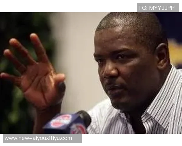 杜马斯休赛期交易两个26首轮选秀权价值飙升引发热议 杜马斯休赛期交易两个26首轮选秀权价值飙升引发热议