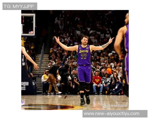 东契奇与里夫斯携手共进展现持球天赋助力湖人未来发展 东契奇与里夫斯携手共进展现持球天赋助力湖人未来发展