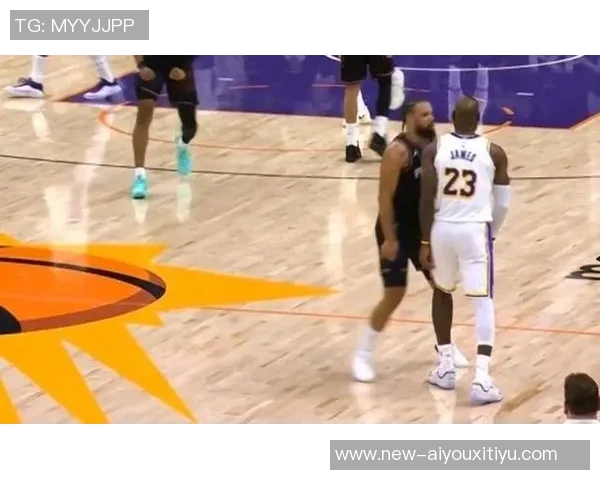 奥特谈三分犯规争议裁判称布克触碰詹姆斯手腕我未能清晰观察到