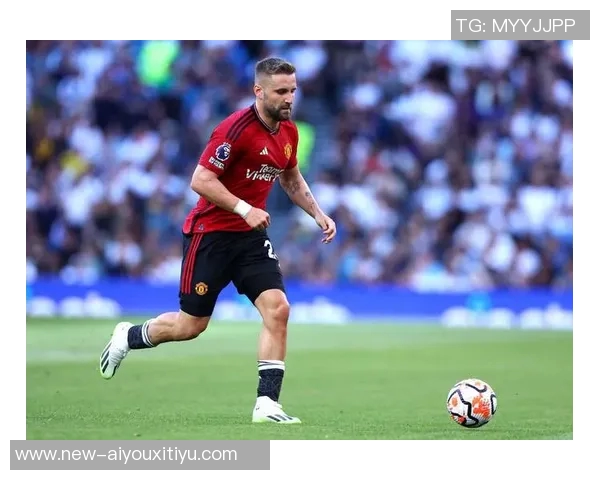 英超历史上曼联主场半场领先全场不败场次达到327场创下新纪录