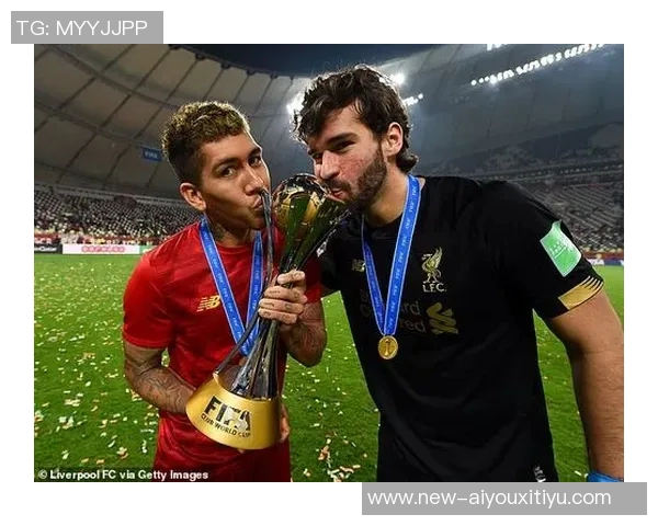 弗拉门戈球迷乘坐巴士发生翻车事故造成三人重伤 弗拉门戈球迷乘坐巴士发生翻车事故造成三人重伤