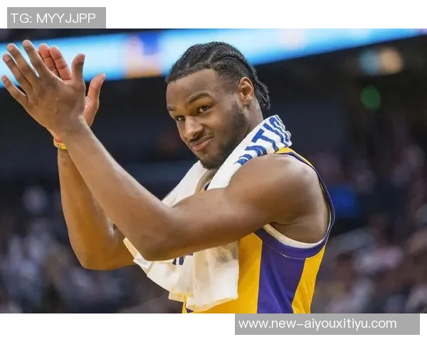 布朗尼谈投篮表现不佳表示身体状态未达预期多次投篮未能命中目标