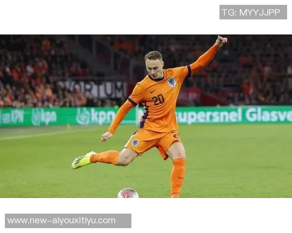 荷兰国家队紧急征召尤文中场库普梅纳斯替代受伤昆滕廷伯